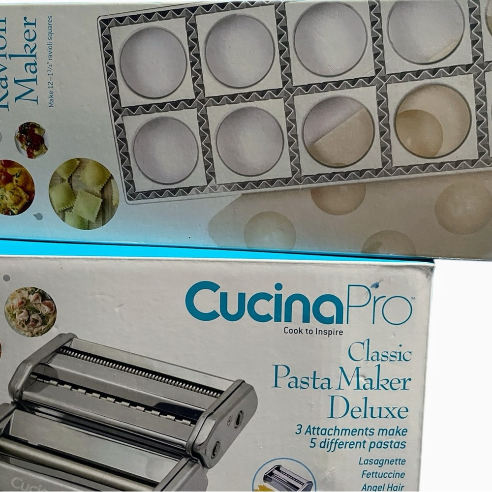 Silver Pasta Maker Deluxe